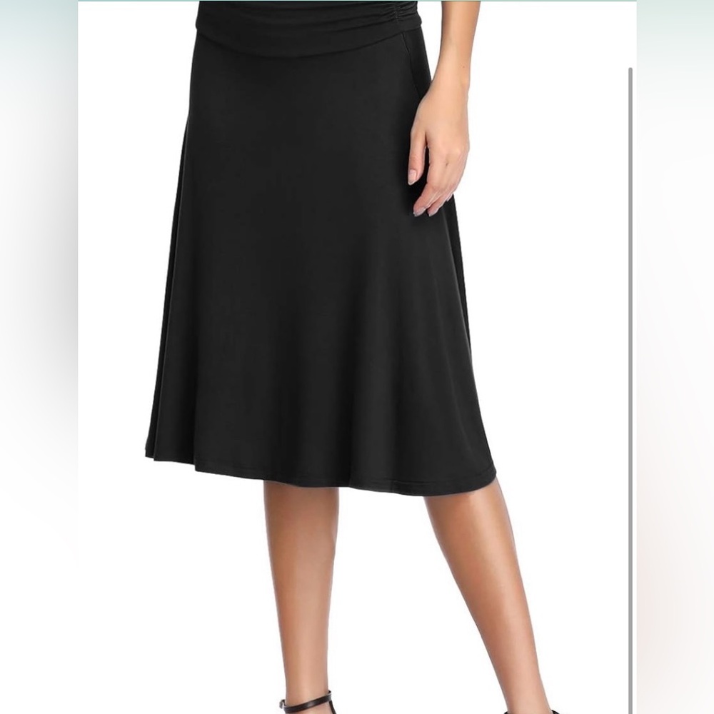 Woman’s black knee length high waist elastic flare stretch skirt